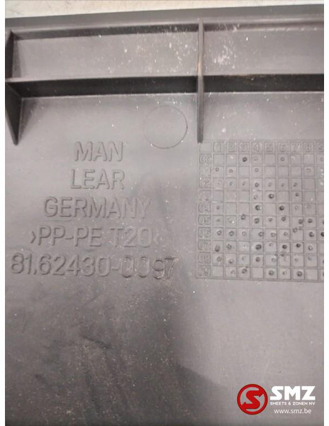 MAN Occ sierlijst MAN - الكابينة والداخلية - شاحنة: صورة 3 MAN Occ sierlijst MAN - الكابينة والداخلية - شاحنة: صورة 3