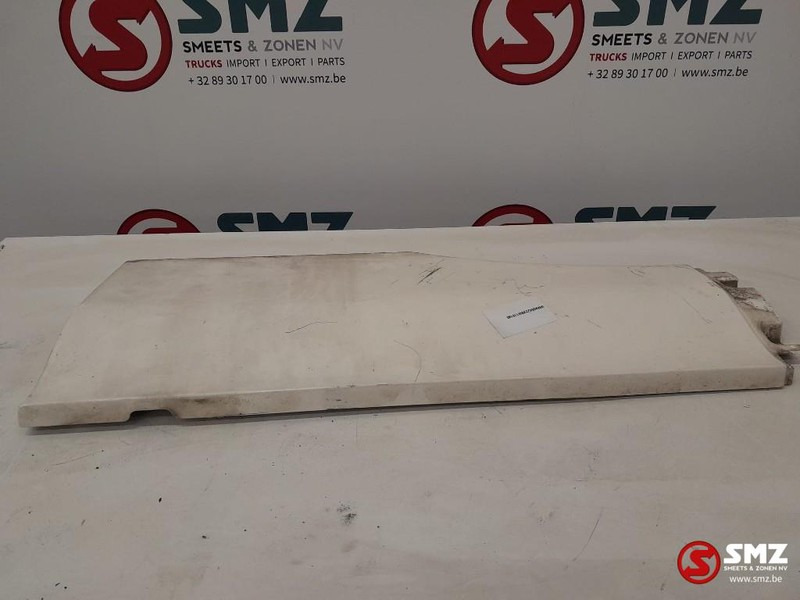 MAN Occ spatbord MAN TGX 81615100409 - هيكل السيارة الخارجية - شاحنة: صورة 1 MAN Occ spatbord MAN TGX 81615100409 - هيكل السيارة الخارجية - شاحنة: صورة 1