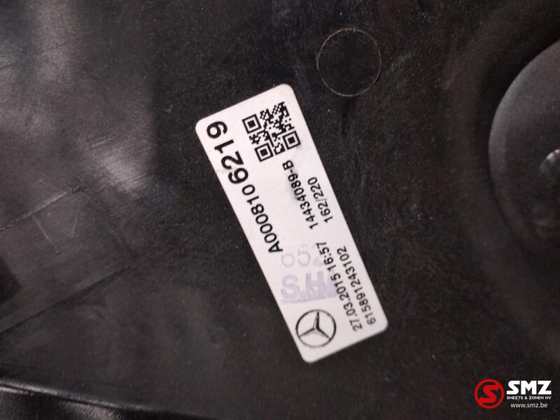 Mercedes-Benz Buitenspiegelhouder mercedes sprinter w906 a000810 - مرآة الرؤية الخلفية - شاحنة: صورة 4 Mercedes-Benz Buitenspiegelhouder mercedes sprinter w906 a000810 - مرآة الرؤية الخلفية - شاحنة: صورة 4