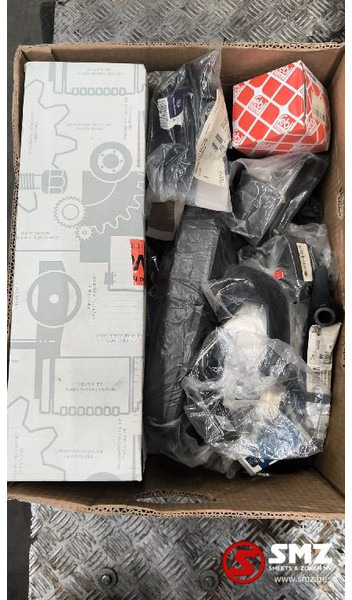 Mercedes-Benz Lot onderdelen Mercedes - مرآة الرؤية الخلفية - شاحنة: صورة 1 Mercedes-Benz Lot onderdelen Mercedes - مرآة الرؤية الخلفية - شاحنة: صورة 1