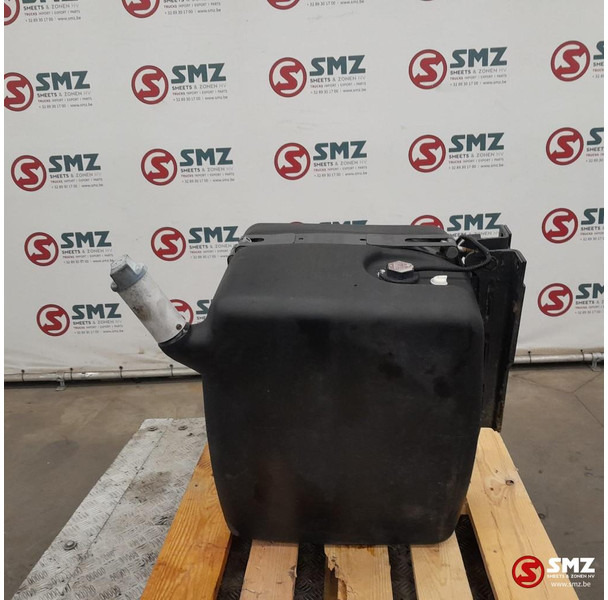 Mercedes-Benz Occ AdBluetank 85L + AdBlueniveausensor Mercedes - نظام الوقود - شاحنة: صورة 1 Mercedes-Benz Occ AdBluetank 85L + AdBlueniveausensor Mercedes - نظام الوقود - شاحنة: صورة 1