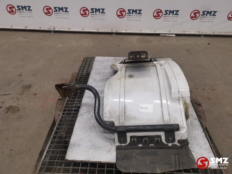 Mercedes-Benz Occ Spatbord links Mercedes Actros 1844 - هيكل السيارة الخارجية - شاحنة: صورة 3 Mercedes-Benz Occ Spatbord links Mercedes Actros 1844 - هيكل السيارة الخارجية - شاحنة: صورة 3