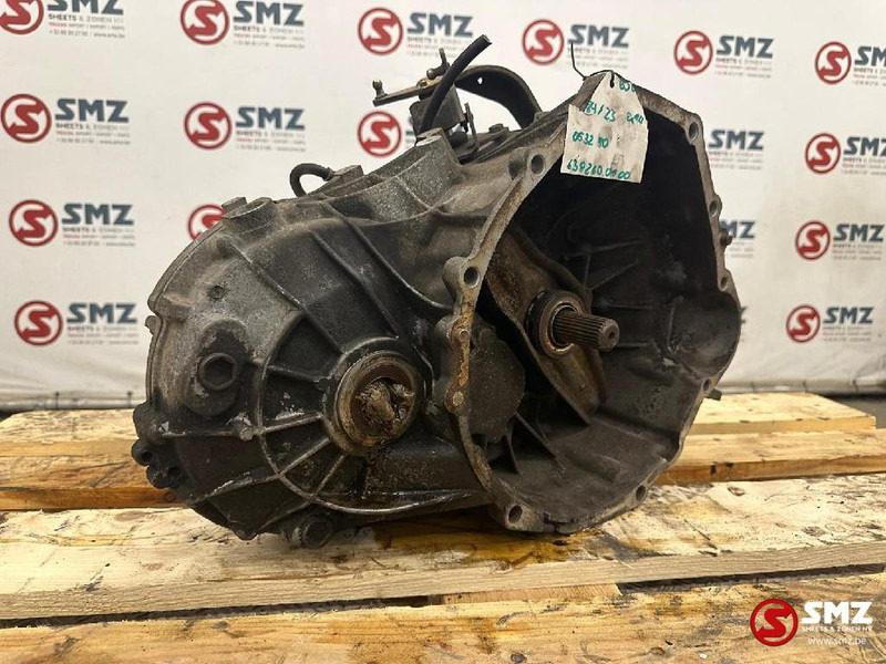 Mercedes-Benz Occ Versnellingsbak Mercedes 718.681 - صندوق التروس - سيارة: صورة 4 Mercedes-Benz Occ Versnellingsbak Mercedes 718.681 - صندوق التروس - سيارة: صورة 4