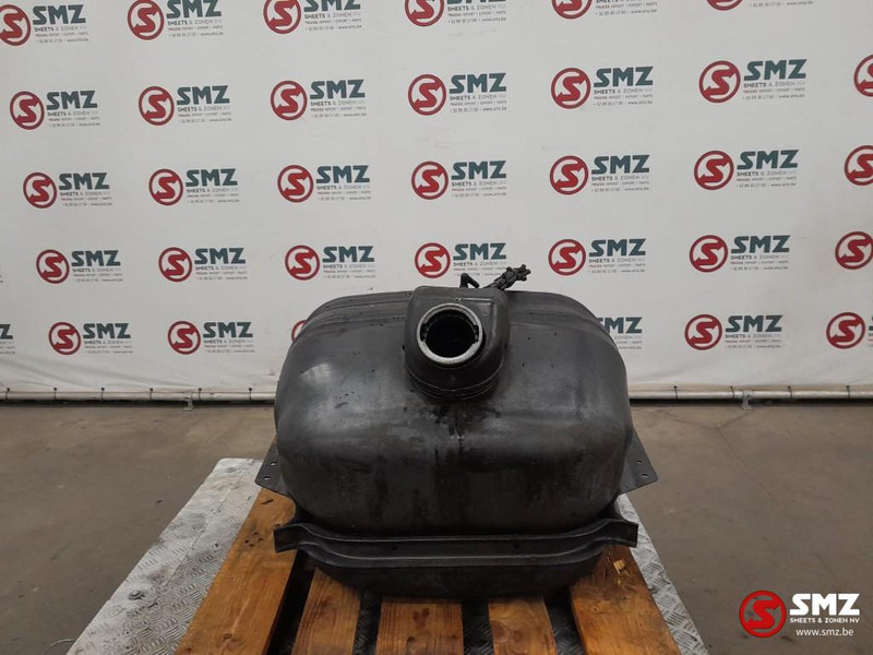 Mercedes-Benz Occ brandstoftank 125L Mercedes - خزان الوقود - شاحنة: صورة 1 Mercedes-Benz Occ brandstoftank 125L Mercedes - خزان الوقود - شاحنة: صورة 1