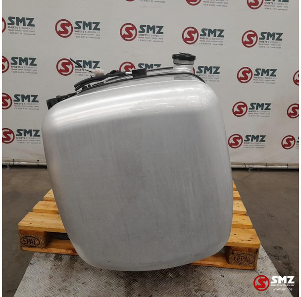 Mercedes-Benz Occ brandstoftank 630L + brandstofniveausensor Mer - خزان الوقود - شاحنة: صورة 4 Mercedes-Benz Occ brandstoftank 630L + brandstofniveausensor Mer - خزان الوقود - شاحنة: صورة 4