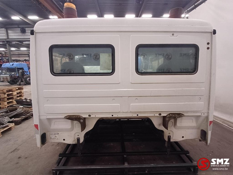 Mercedes-Benz Occ cabine compleet Mercedes Actros MP2 - الكابينة والداخلية - شاحنة: صورة 5 Mercedes-Benz Occ cabine compleet Mercedes Actros MP2 - الكابينة والداخلية - شاحنة: صورة 5