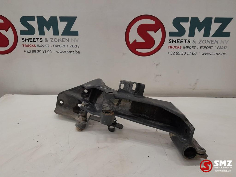 Mercedes-Benz Occ cabine ophanging beugel links Mercedes - المقود - شاحنة: صورة 4 Mercedes-Benz Occ cabine ophanging beugel links Mercedes - المقود - شاحنة: صورة 4