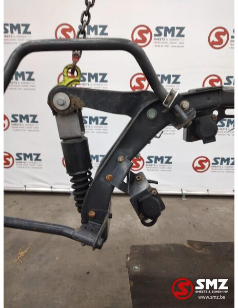 Mercedes-Benz Occ cabineophanging achter Mercedes Actros MP4 A96 - نظام تعليق الكابينة - شاحنة: صورة 4 Mercedes-Benz Occ cabineophanging achter Mercedes Actros MP4 A96 - نظام تعليق الكابينة - شاحنة: صورة 4
