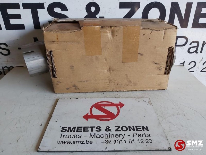 Mercedes-Benz Occ flexibele uitlaatbuis Mercedes Axor - علبة العادم/ نظام العادم - شاحنة: صورة 1 Mercedes-Benz Occ flexibele uitlaatbuis Mercedes Axor - علبة العادم/ نظام العادم - شاحنة: صورة 1