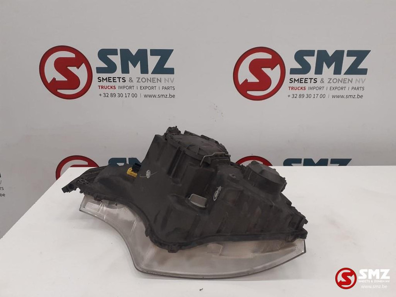 Mercedes-Benz Occ koplamp links Mercedes Actros MP4 - المصابيح الأمامية - شاحنة: صورة 2 Mercedes-Benz Occ koplamp links Mercedes Actros MP4 - المصابيح الأمامية - شاحنة: صورة 2