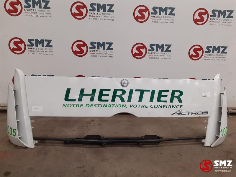 Mercedes-Benz Occ motorkap + windgeleiders Mercedes - غطاء السيارة - شاحنة: صورة 1 Mercedes-Benz Occ motorkap + windgeleiders Mercedes - غطاء السيارة - شاحنة: صورة 1