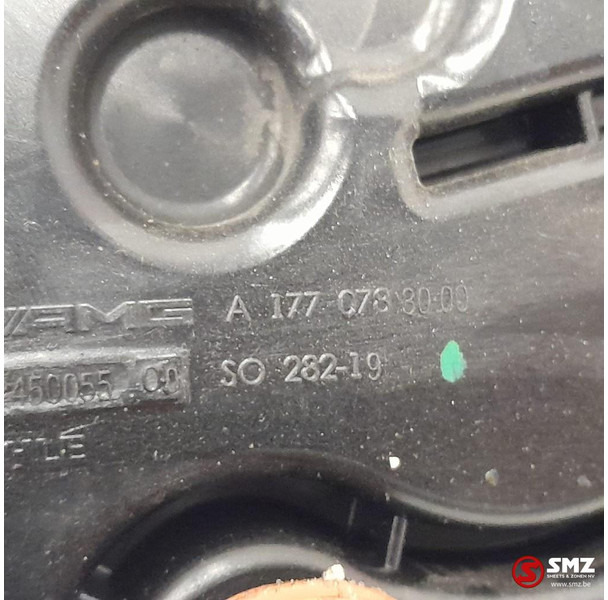 Mercedes-Benz Occ olieafscheider links AMG C63S Mercedes - المحرك و قطع الغيار - سيارة: صورة 5 Mercedes-Benz Occ olieafscheider links AMG C63S Mercedes - المحرك و قطع الغيار - سيارة: صورة 5