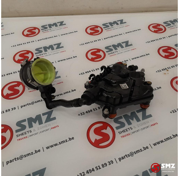 Mercedes-Benz Occ olieafscheider links AMG C63S Mercedes - المحرك و قطع الغيار - سيارة: صورة 3 Mercedes-Benz Occ olieafscheider links AMG C63S Mercedes - المحرك و قطع الغيار - سيارة: صورة 3