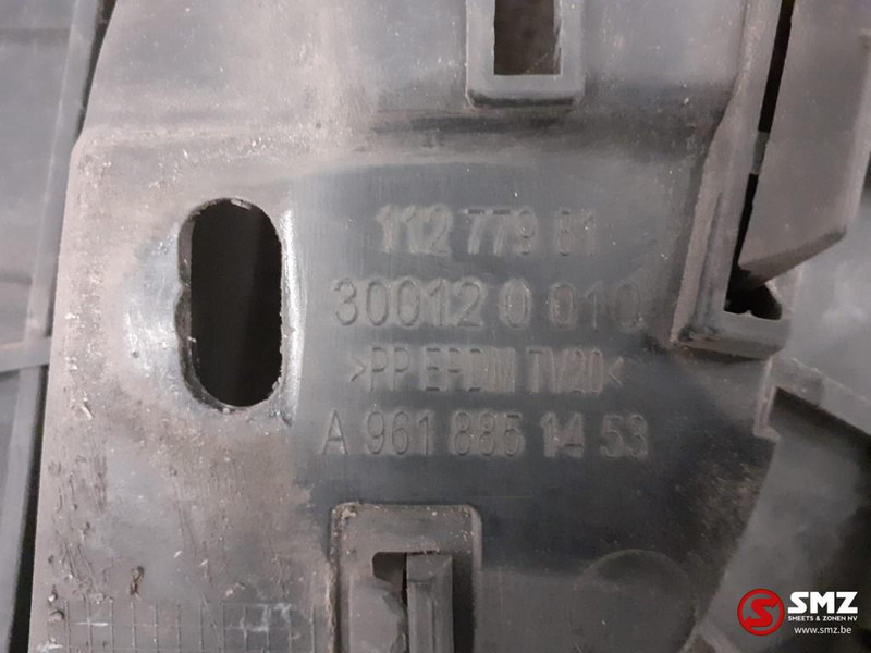 Mercedes-Benz Occ radiatorgrille Mercedes Actros - شبكة تهوية - شاحنة: صورة 3 Mercedes-Benz Occ radiatorgrille Mercedes Actros - شبكة تهوية - شاحنة: صورة 3