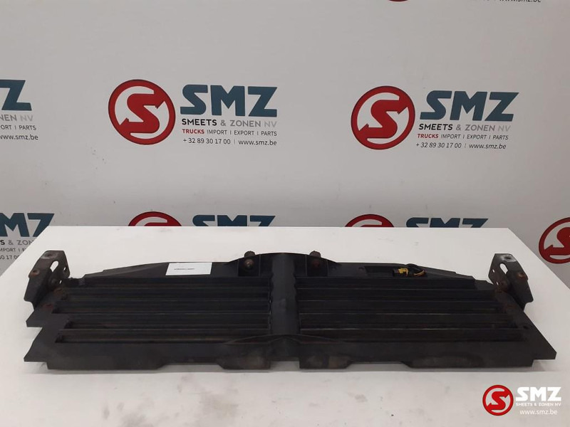 Mercedes-Benz Occ radiatorgrille Mercedes - شبكة تهوية - شاحنة: صورة 1 Mercedes-Benz Occ radiatorgrille Mercedes - شبكة تهوية - شاحنة: صورة 1