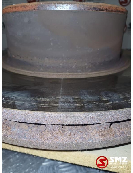 Mercedes-Benz Occ remschijf + wielnaafflens vooras Mercedes - أقراص المكابح - شاحنة: صورة 3 Mercedes-Benz Occ remschijf + wielnaafflens vooras Mercedes - أقراص المكابح - شاحنة: صورة 3