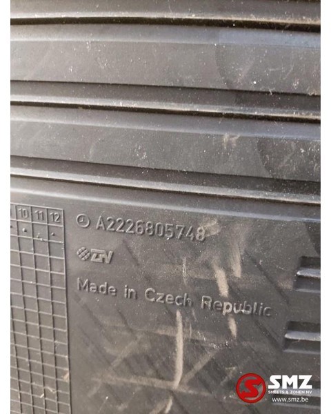 Mercedes-Benz Occ rubbermatten (3st) Mercedes W222 - الكابينة والداخلية - سيارة: صورة 5 Mercedes-Benz Occ rubbermatten (3st) Mercedes W222 - الكابينة والداخلية - سيارة: صورة 5
