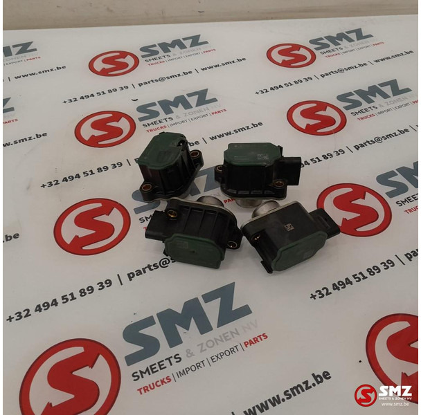 Mercedes-Benz Occ set van 4 magneetventielen AMG C63S Mercedes - المحرك و قطع الغيار - سيارة: صورة 1 Mercedes-Benz Occ set van 4 magneetventielen AMG C63S Mercedes - المحرك و قطع الغيار - سيارة: صورة 1