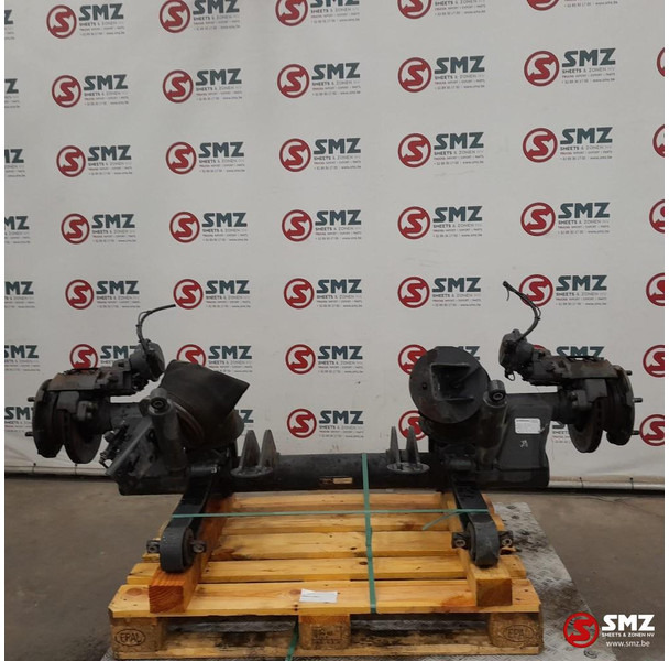 Mercedes-Benz Occ stuuras / meeloopas M-4,3LA/C17.5 Mercedes - المقود - شاحنة: صورة 1 Mercedes-Benz Occ stuuras / meeloopas M-4,3LA/C17.5 Mercedes - المقود - شاحنة: صورة 1