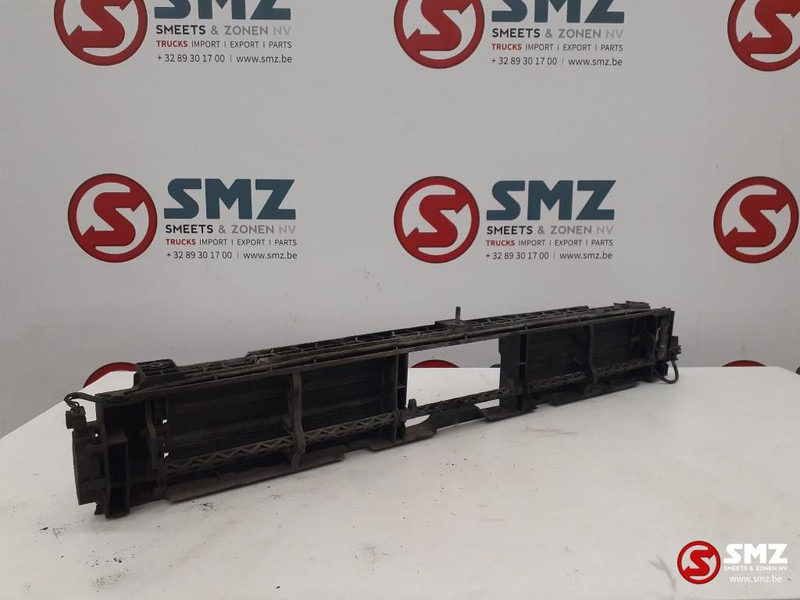 Mercedes-Benz Occ ventilatorkap Mercedes - شبكة تهوية - شاحنة: صورة 1 Mercedes-Benz Occ ventilatorkap Mercedes - شبكة تهوية - شاحنة: صورة 1