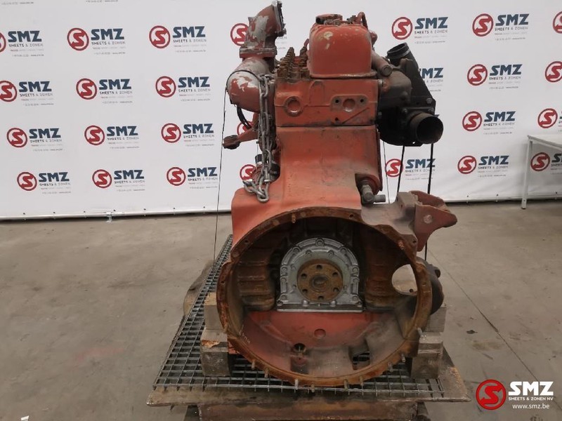 Renault Occ Motor Renault R385 "2 koppen" - محرك - شاحنة: صورة 4 Renault Occ Motor Renault R385 "2 koppen" - محرك - شاحنة: صورة 4