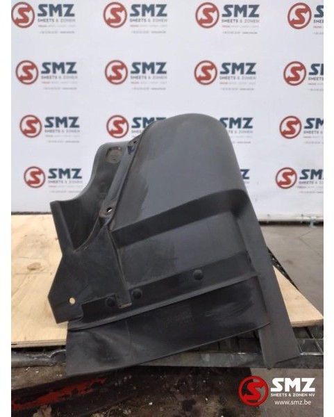 Renault Occ Spatbord links Renualt Kerax - رفرف - شاحنة: صورة 1 Renault Occ Spatbord links Renualt Kerax - رفرف - شاحنة: صورة 1