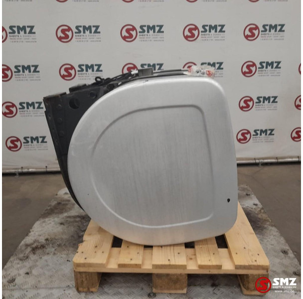 Renault Occ brandstoftank 360L + brandstofniveausensor Ren - خزان الوقود - شاحنة: صورة 4 Renault Occ brandstoftank 360L + brandstofniveausensor Ren - خزان الوقود - شاحنة: صورة 4