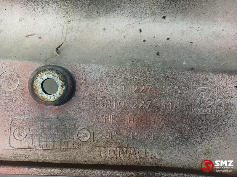 Renault Occ radiatorgrille Renault - شبكة تهوية - شاحنة: صورة 3 Renault Occ radiatorgrille Renault - شبكة تهوية - شاحنة: صورة 3