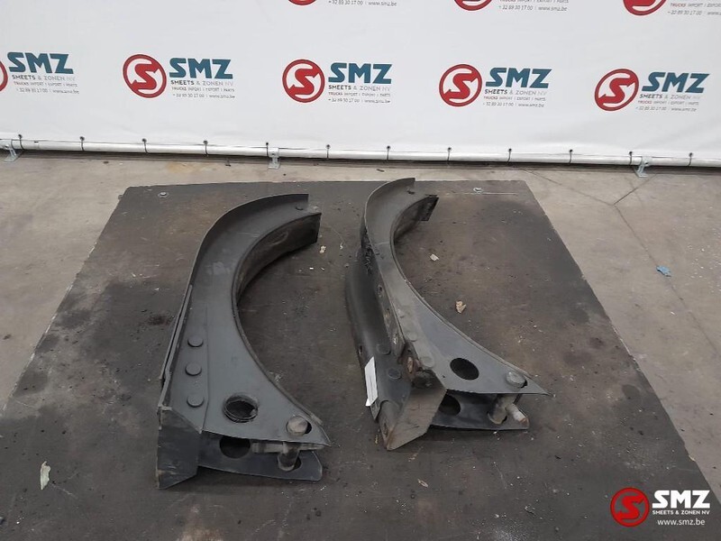 Renault Occ set tanksteunen Renault T 20721537 - نظام الوقود - شاحنة: صورة 2 Renault Occ set tanksteunen Renault T 20721537 - نظام الوقود - شاحنة: صورة 2