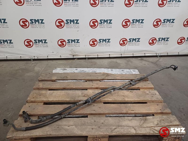 Scania Occ aircoleidingen Scania - نظام التبريد - شاحنة: صورة 1 Scania Occ aircoleidingen Scania - نظام التبريد - شاحنة: صورة 1