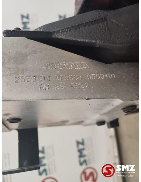 Scania Occ cabineophanging CR20H Scania - المقود - شاحنة: صورة 5 Scania Occ cabineophanging CR20H Scania - المقود - شاحنة: صورة 5