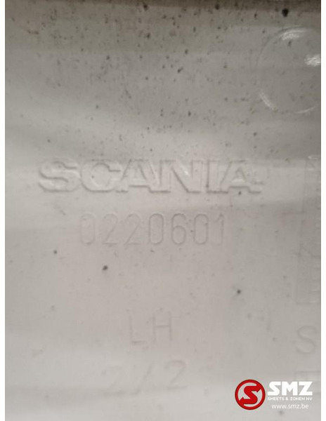 Scania Occ cabinespoiler links Scania - الإيروديناميكية/ الجناح الخلفي - شاحنة: صورة 3 Scania Occ cabinespoiler links Scania - الإيروديناميكية/ الجناح الخلفي - شاحنة: صورة 3
