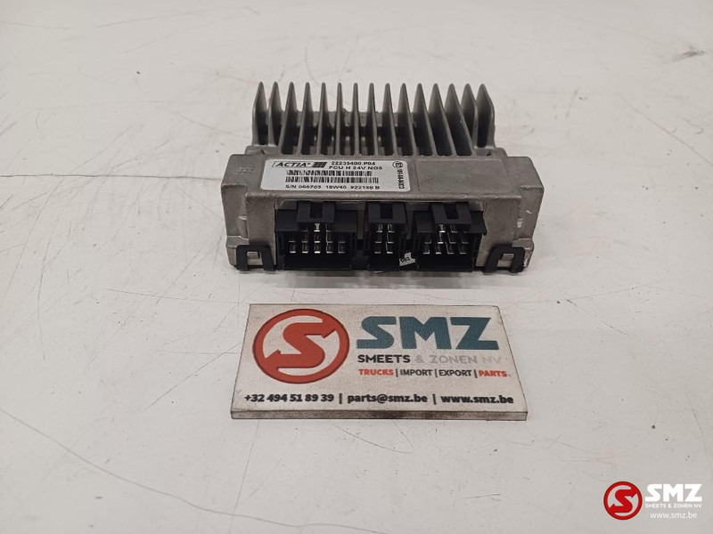 Volvo Occ ECU FCU besturingseenheid Volvo - وحدة إي سي يو - شاحنة: صورة 1 Volvo Occ ECU FCU besturingseenheid Volvo - وحدة إي سي يو - شاحنة: صورة 1