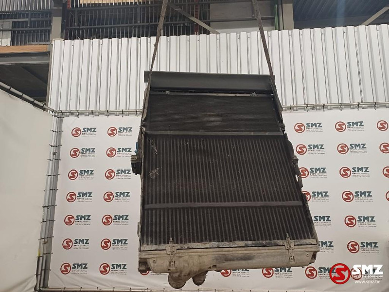 Volvo Occ radiator + intercooler + condenser Volvo - مشعاع - شاحنة: صورة 2 Volvo Occ radiator + intercooler + condenser Volvo - مشعاع - شاحنة: صورة 2