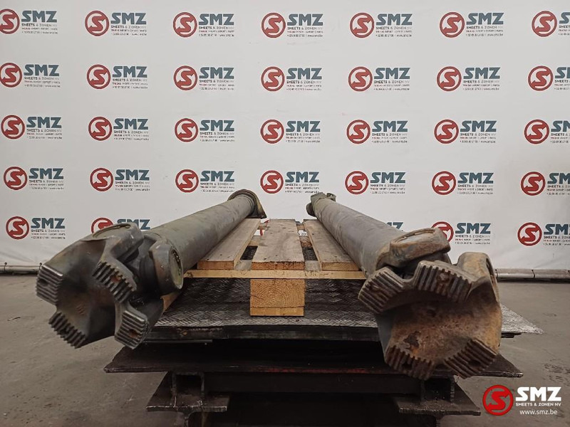 Volvo Occ set cardanassen Volvo - نصف رمح - شاحنة: صورة 4 Volvo Occ set cardanassen Volvo - نصف رمح - شاحنة: صورة 4