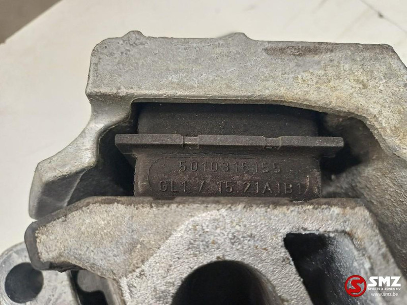 Volvo Occ set motorsteunen Volvo - كرسي مكينة - شاحنة: صورة 5 Volvo Occ set motorsteunen Volvo - كرسي مكينة - شاحنة: صورة 5