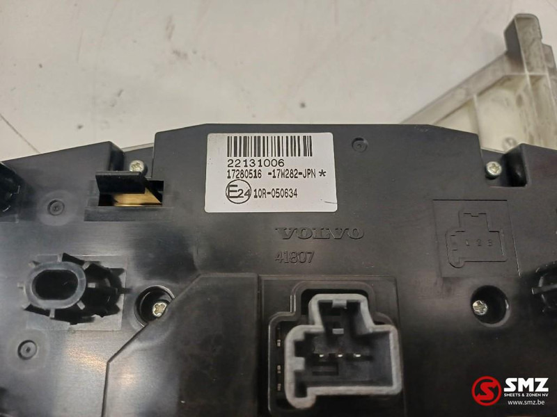 Volvo Occ verwarmingsregeleenheid Volvo - النظام الكهربائي - شاحنة: صورة 3 Volvo Occ verwarmingsregeleenheid Volvo - النظام الكهربائي - شاحنة: صورة 3