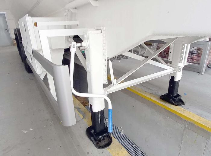 Aurepa gas tank semi trailer for oxygen, nitrogen, argon cryogenic - مقطورة صهريج: صورة 5 Aurepa gas tank semi trailer for oxygen, nitrogen, argon cryogenic - مقطورة صهريج: صورة 5