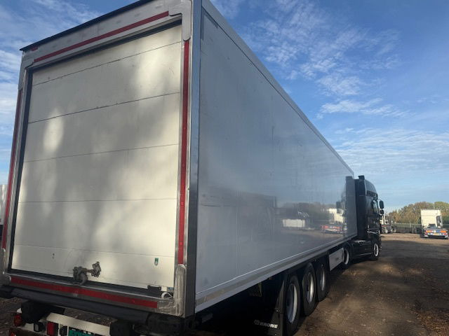 Krone Vector 1950 - نصف مقطورة للتبريد: صورة 3 Krone Vector 1950 - نصف مقطورة للتبريد: صورة 3