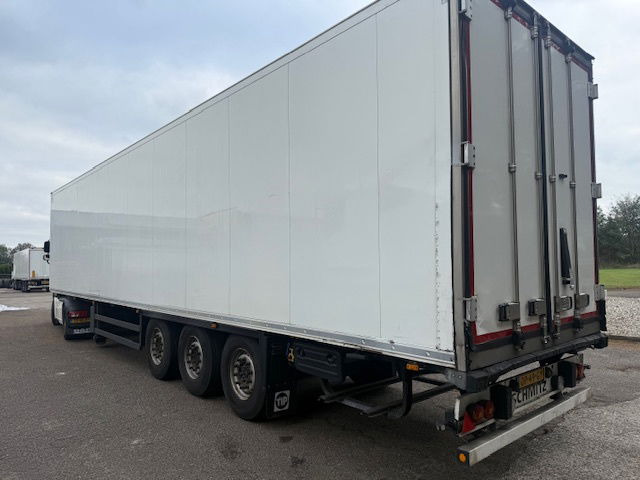 Schmitz Cargobull Vector 1550 liftas - نصف مقطورة للتبريد: صورة 2 Schmitz Cargobull Vector 1550 liftas - نصف مقطورة للتبريد: صورة 2