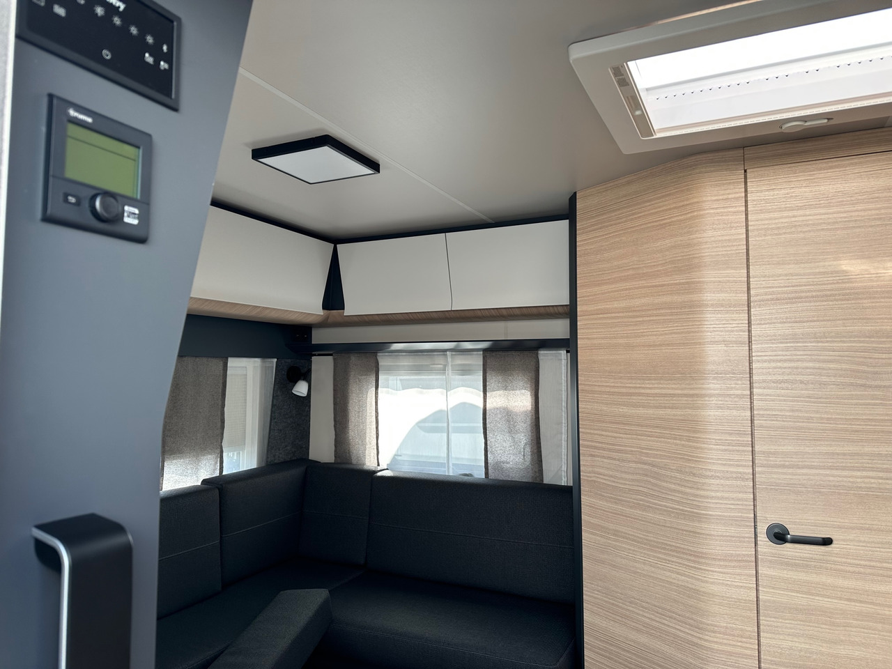 Hobby 585 UL Maxia 2023 - كرفان سحب: صورة 5 Hobby 585 UL Maxia 2023 - كرفان سحب: صورة 5