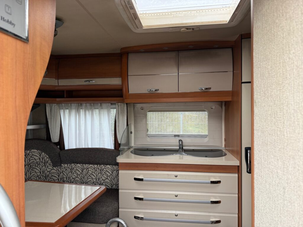 Hobby Excellent 460 UFe 2013 - كرفان سحب: صورة 4 Hobby Excellent 460 UFe 2013 - كرفان سحب: صورة 4