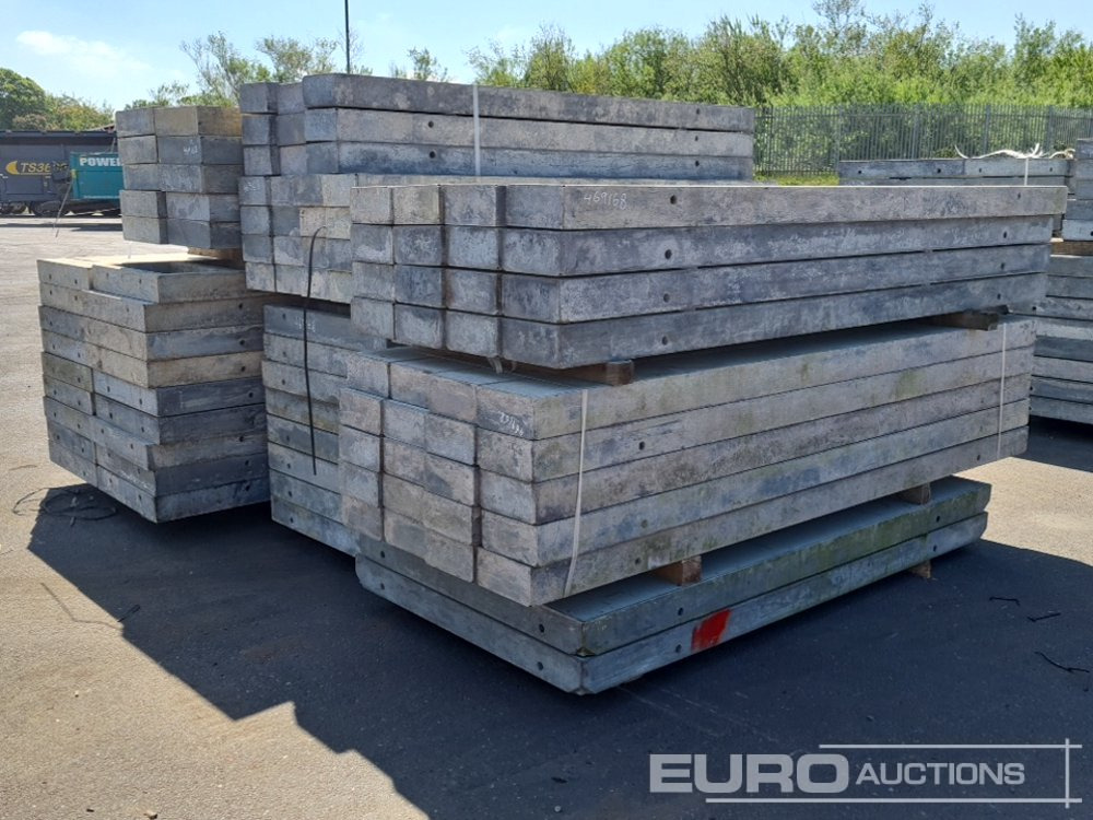 0.75m x 3m Concrete Shuttering (2 Bundles), 1m x 2.5m Concrete Shuttering (1 Bundle), 0.45m x 2.5m Concrete Shuttering (1 Bundle) & 0.25m x 3m Concrete Shuttering (3 Bundles) - معــدات الاسفلت: صورة 3 0.75m x 3m Concrete Shuttering (2 Bundles), 1m x 2.5m Concrete Shuttering (1 Bundle), 0.45m x 2.5m Concrete Shuttering (1 Bundle) & 0.25m x 3m Concrete Shuttering (3 Bundles) - معــدات الاسفلت: صورة 3