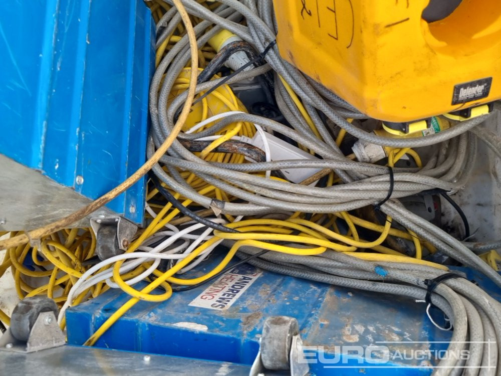 معدات الانشاءات 110 Volt Heater (3 of), 3 Step Access Plaform & Fittings: صورة 17