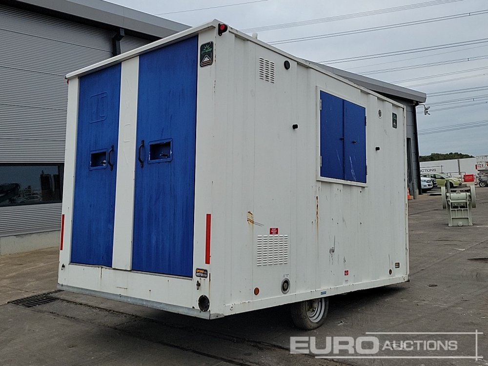 12' x 7' Single Axle Welfare Unit, W/C, Generator, Single Cylinder Engine (Parts Missing) - حاوية شحن: صورة 5 12' x 7' Single Axle Welfare Unit, W/C, Generator, Single Cylinder Engine (Parts Missing) - حاوية شحن: صورة 5