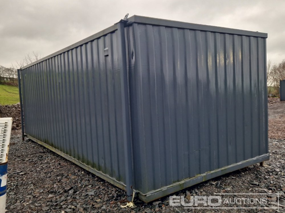 20' x 8' Container & Contents - حاوية شحن: صورة 5 20' x 8' Container & Contents - حاوية شحن: صورة 5