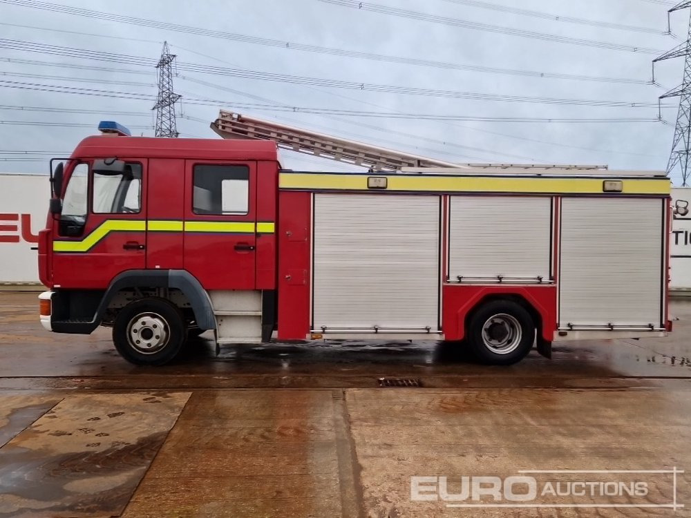2001 MAN 4x2 Fire Engine, Manual Gearbox (Reg. Docs. Available) - شاحنة حريق: صورة 2 2001 MAN 4x2 Fire Engine, Manual Gearbox (Reg. Docs. Available) - شاحنة حريق: صورة 2