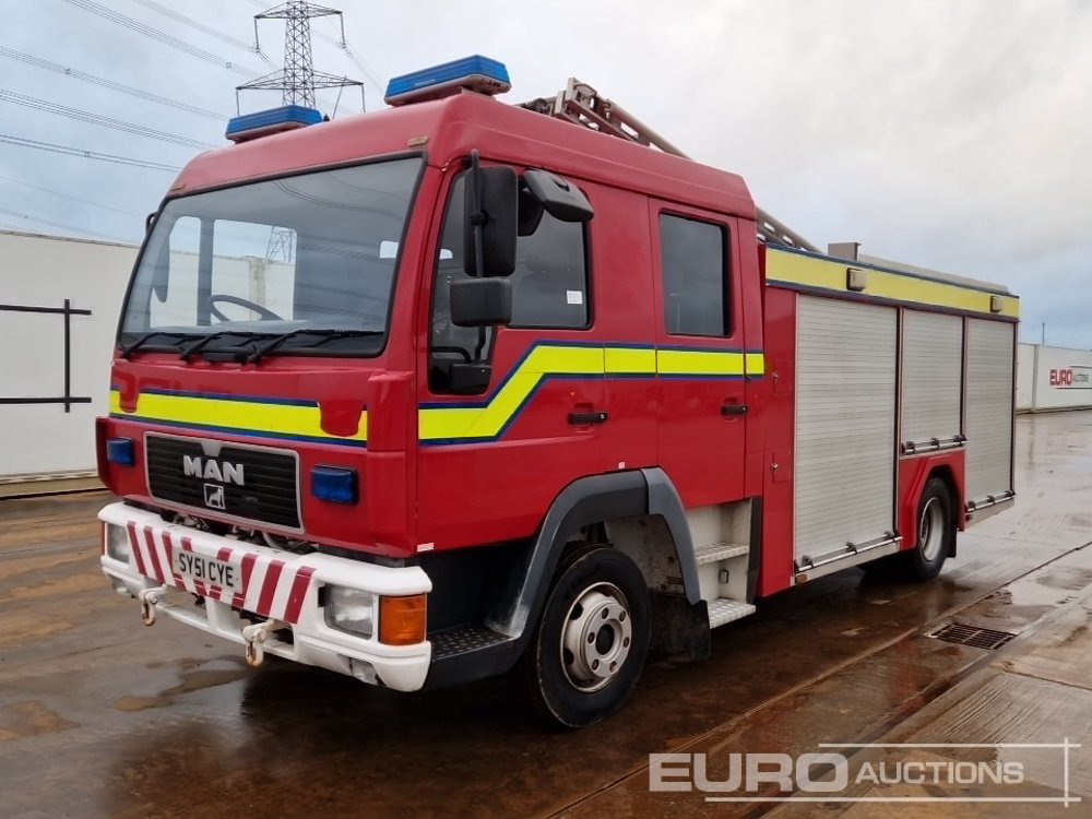 2001 MAN 4x2 Fire Engine, Manual Gearbox (Reg. Docs. Available) - شاحنة حريق: صورة 1 2001 MAN 4x2 Fire Engine, Manual Gearbox (Reg. Docs. Available) - شاحنة حريق: صورة 1