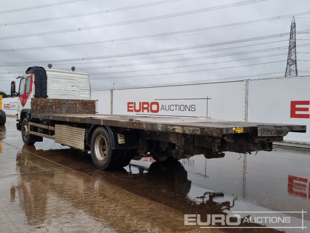 2001 Volvo FM12 - شاحنات مسطحة: صورة 3 2001 Volvo FM12 - شاحنات مسطحة: صورة 3