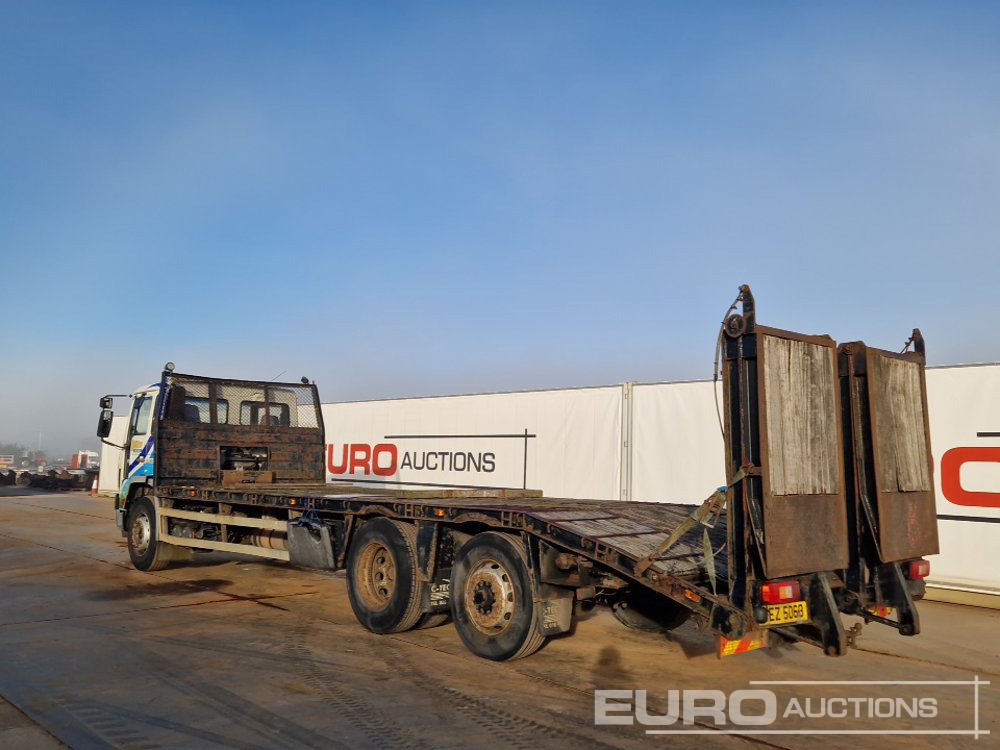 2005 Volvo FL220 - شاحنات مسطحة: صورة 3 2005 Volvo FL220 - شاحنات مسطحة: صورة 3